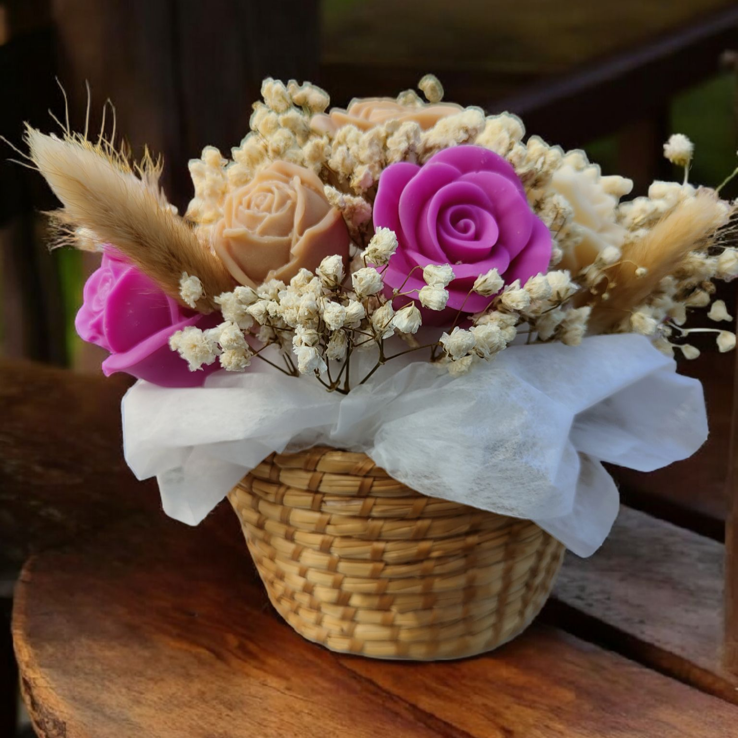 Bouquets dans panier unique - choisi aléatoirement
