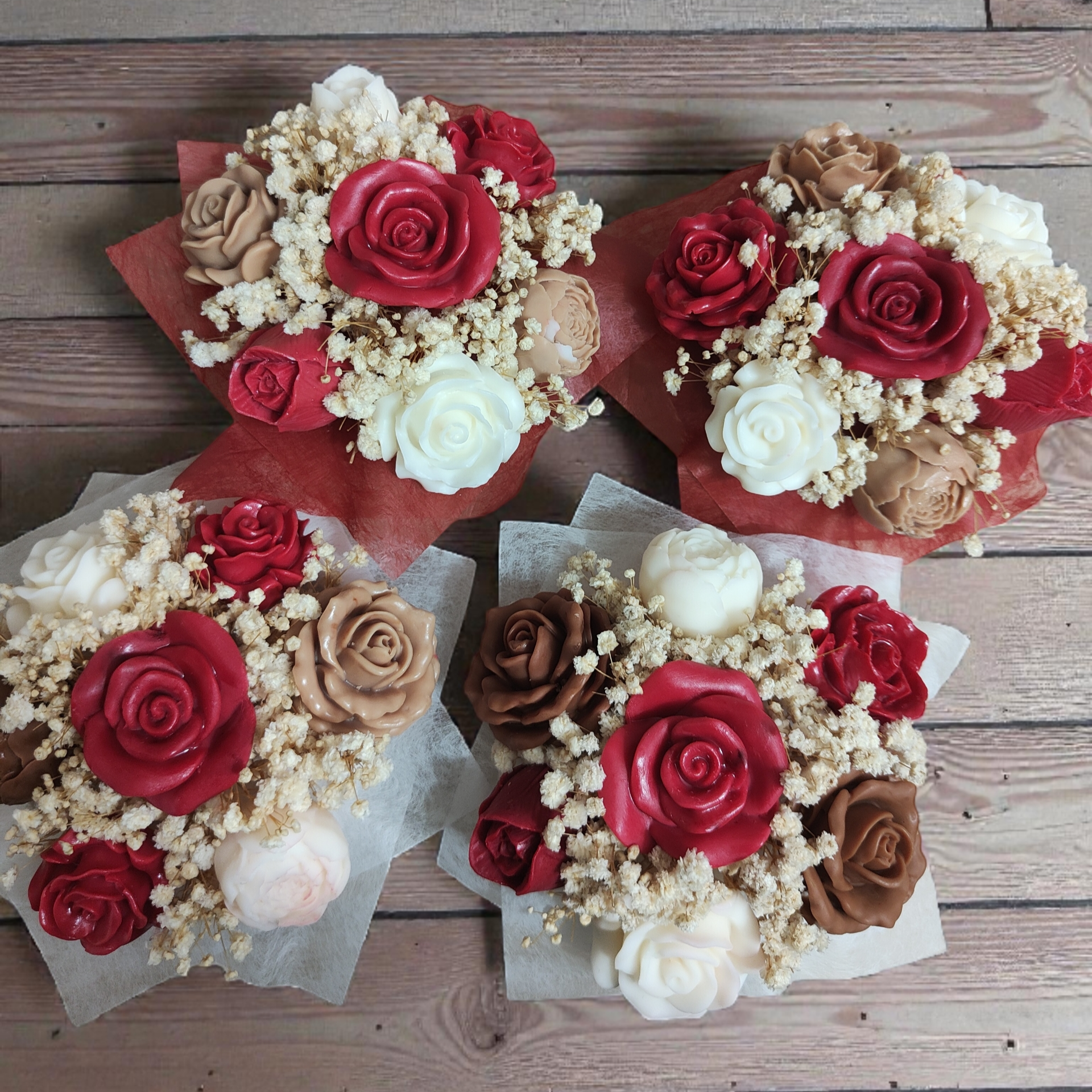 Bouquet de cire parfumée dans son contenant de plâtre ✨